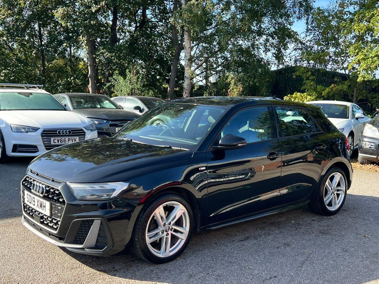 Audi A1 view 3