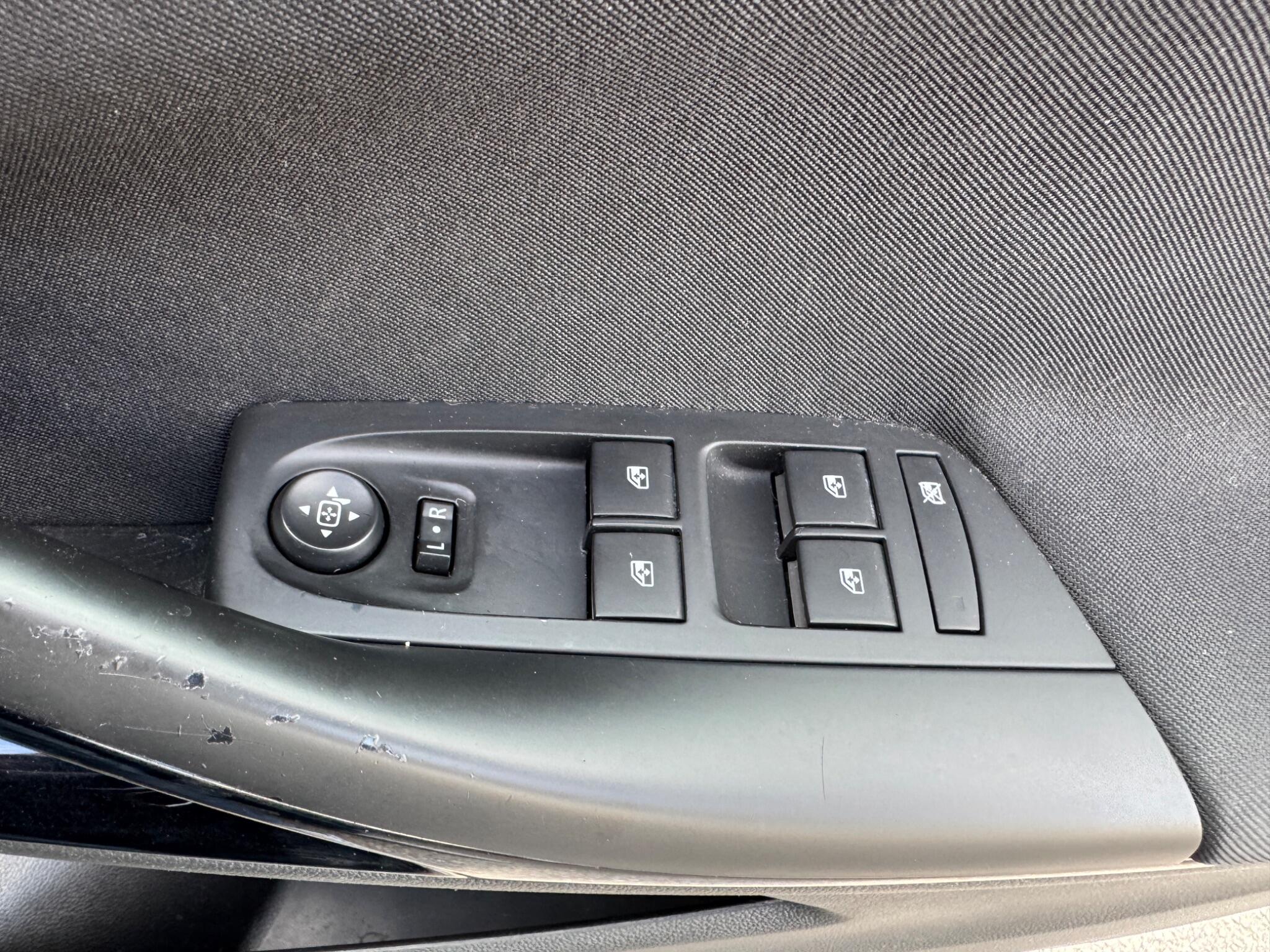 Vauxhall Astra view 40
