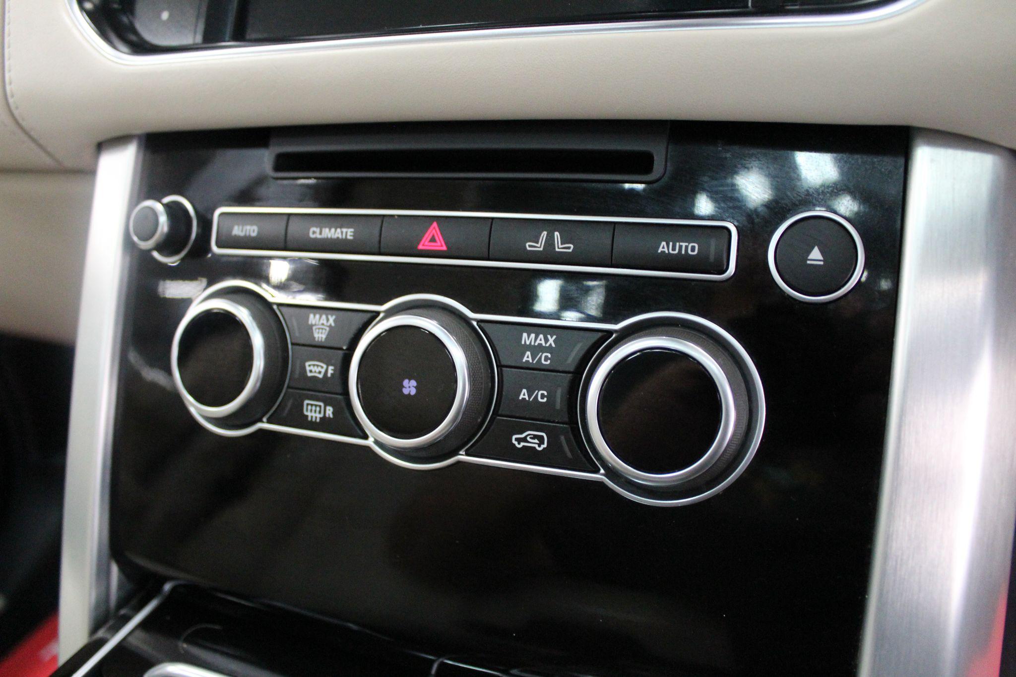 Land Rover Range Rover view 54