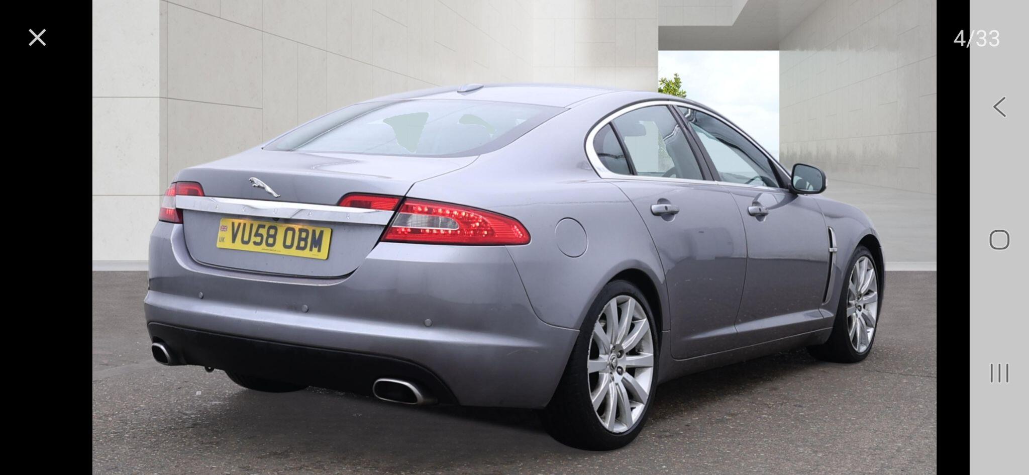 Jaguar XF view 4
