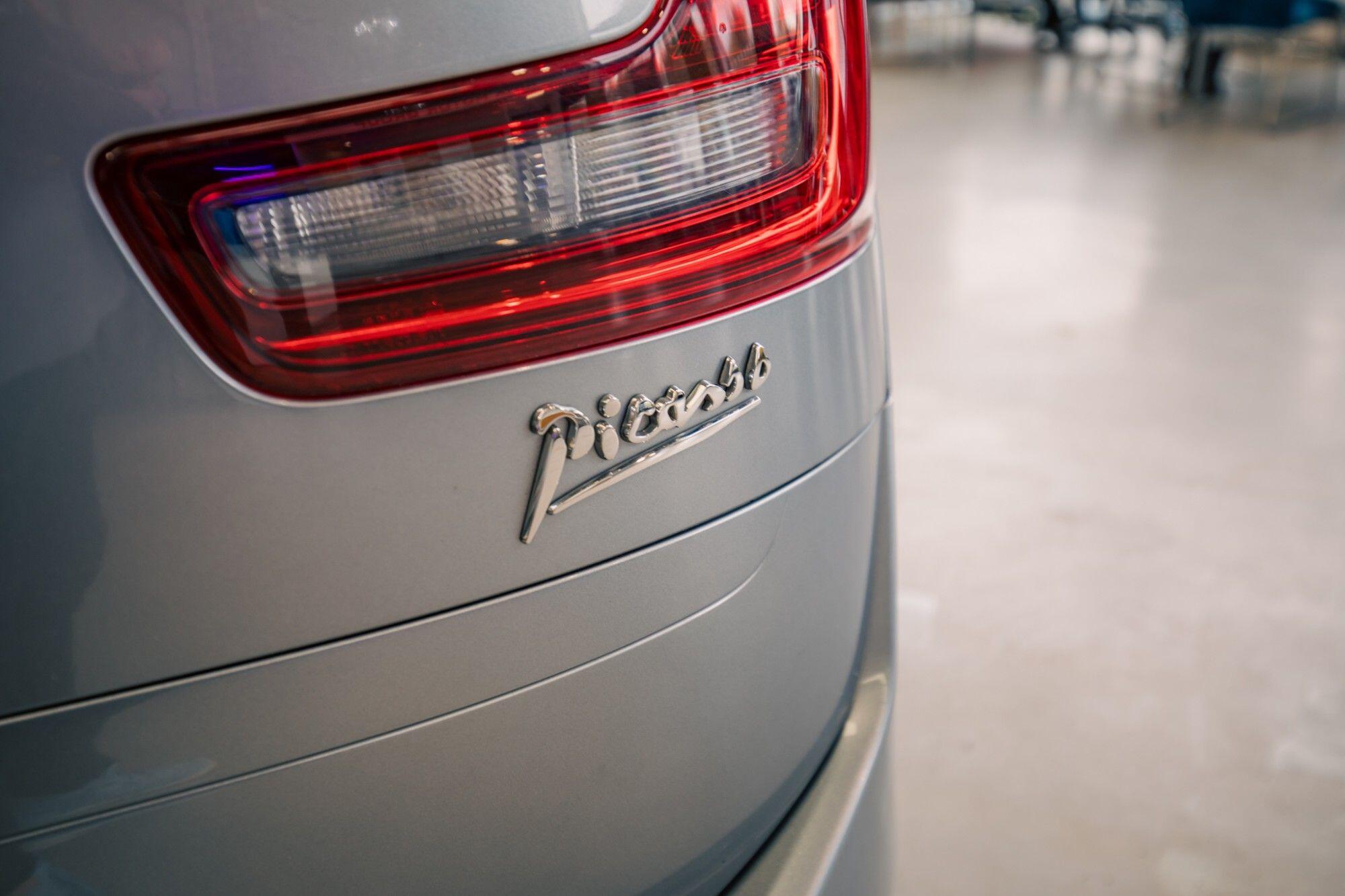 Citroen Grand C4 Picasso view 8