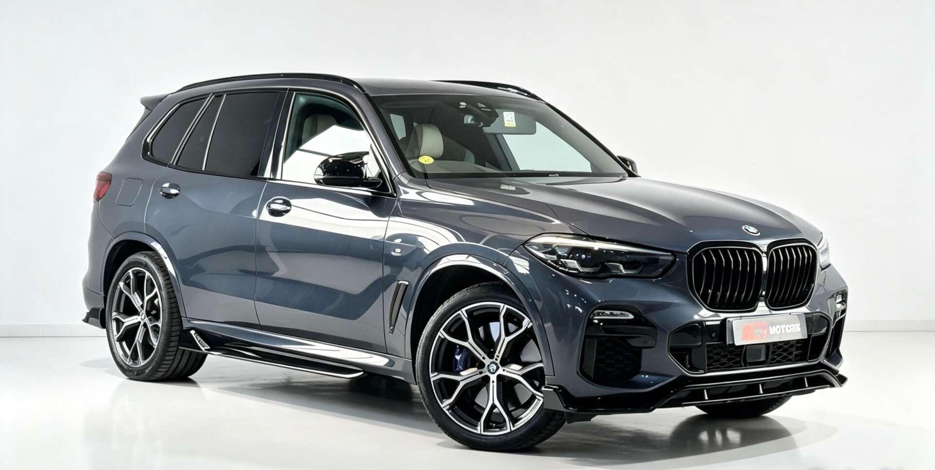 BMW X5 view 2