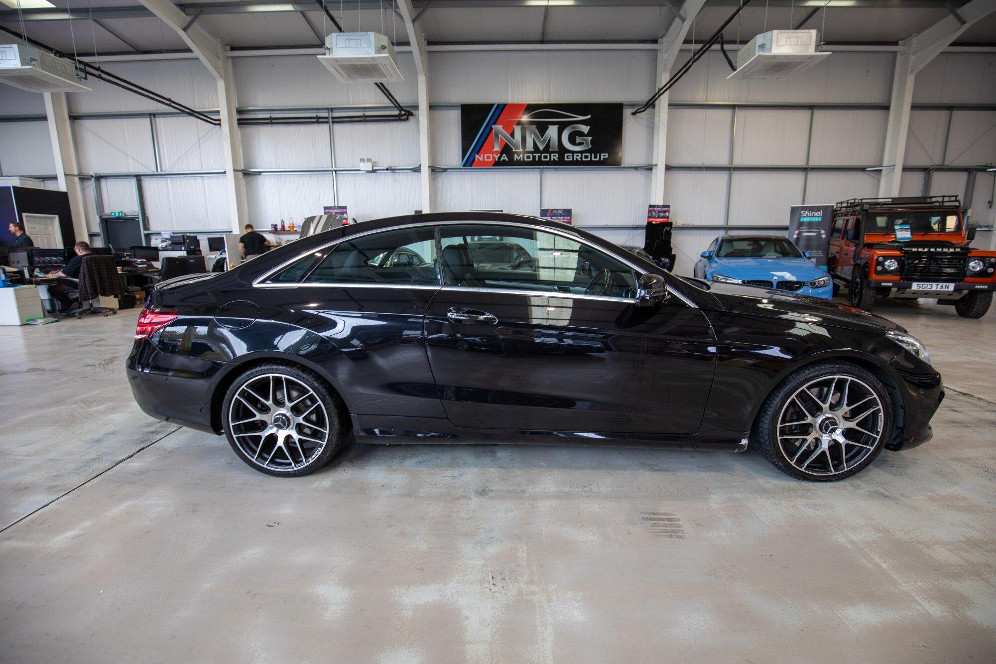 Mercedes-Benz E-Class view 31