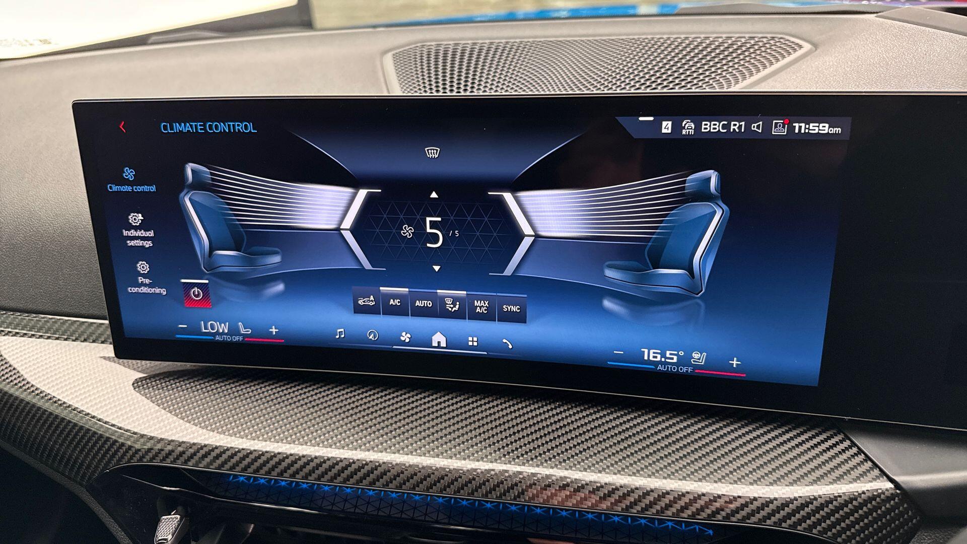 BMW i4 view 28