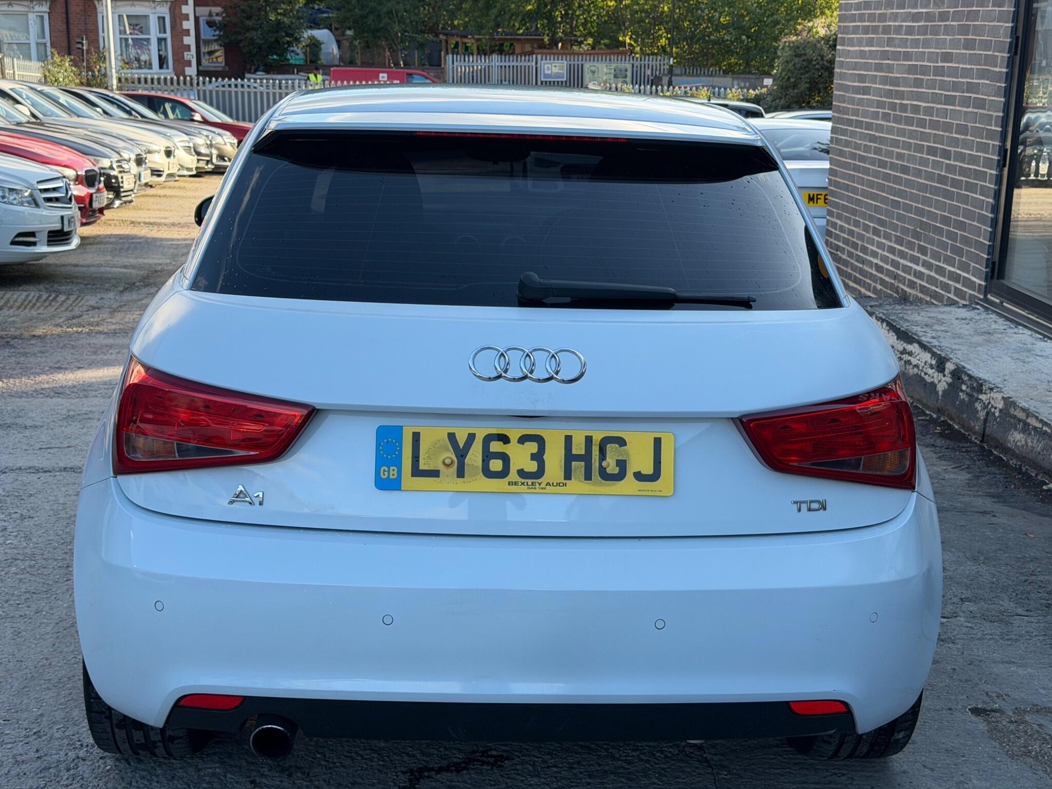 Audi A1 view 5
