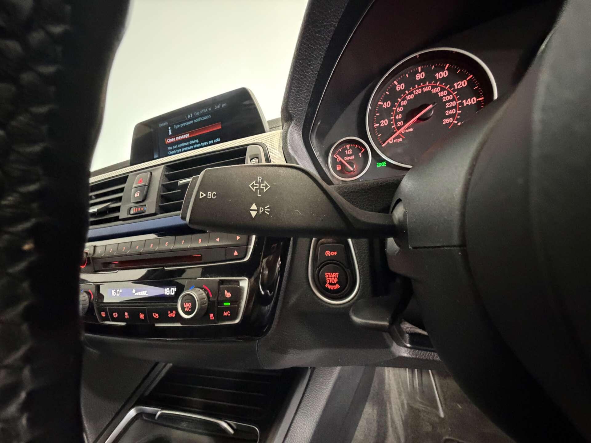 BMW 3 Series view 33