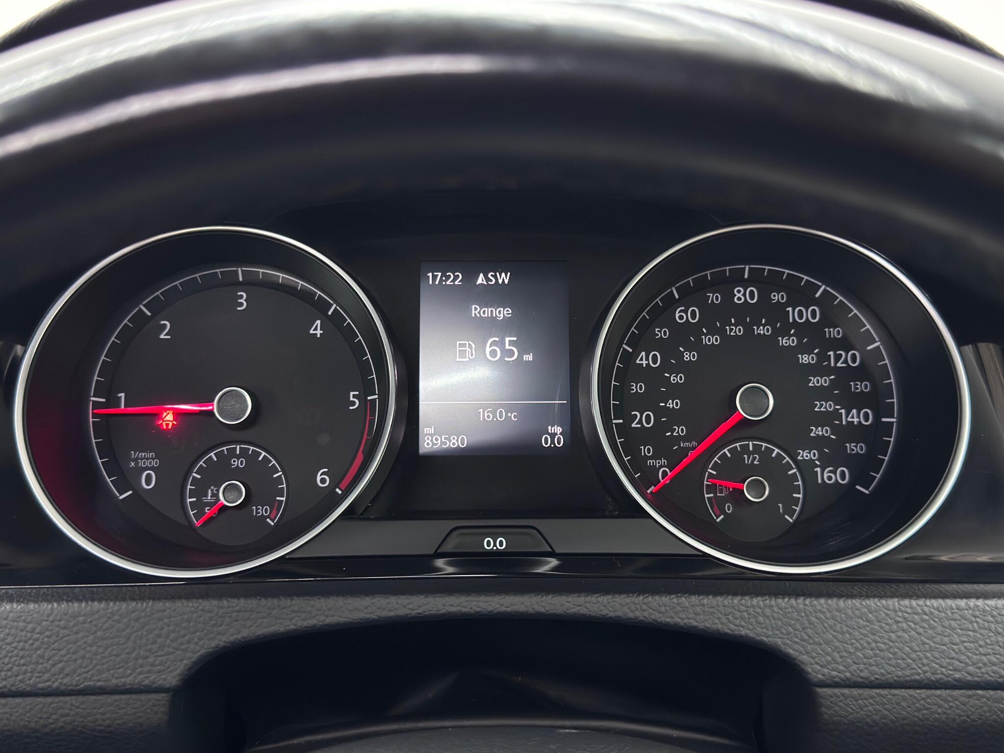 Volkswagen Golf view 21