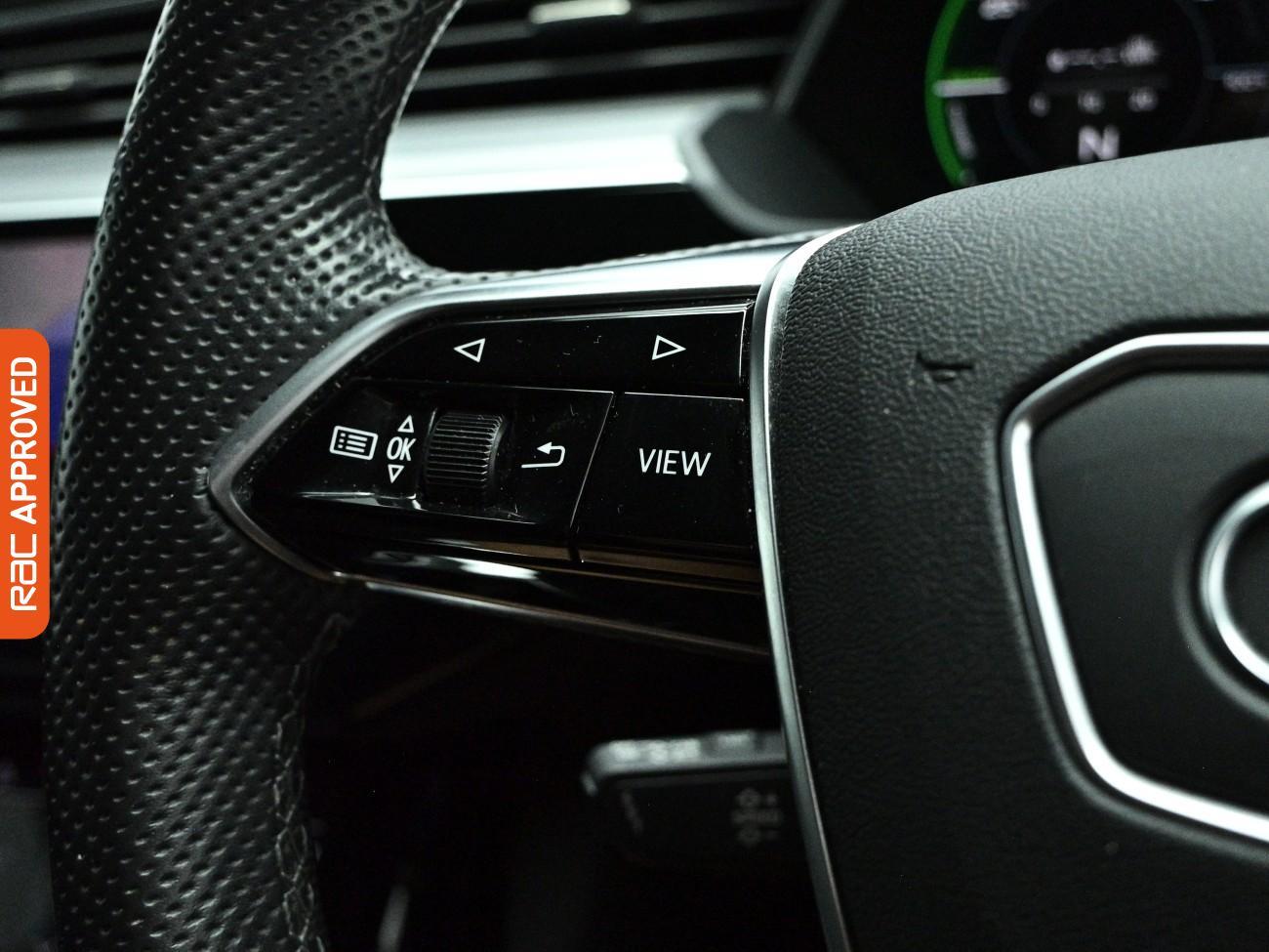 Audi E-Tron view 25