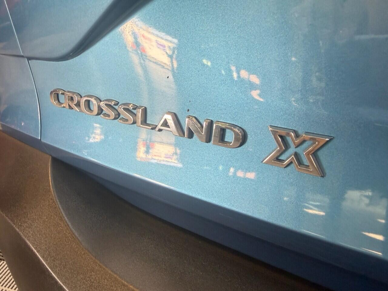 Vauxhall Crossland X view 32