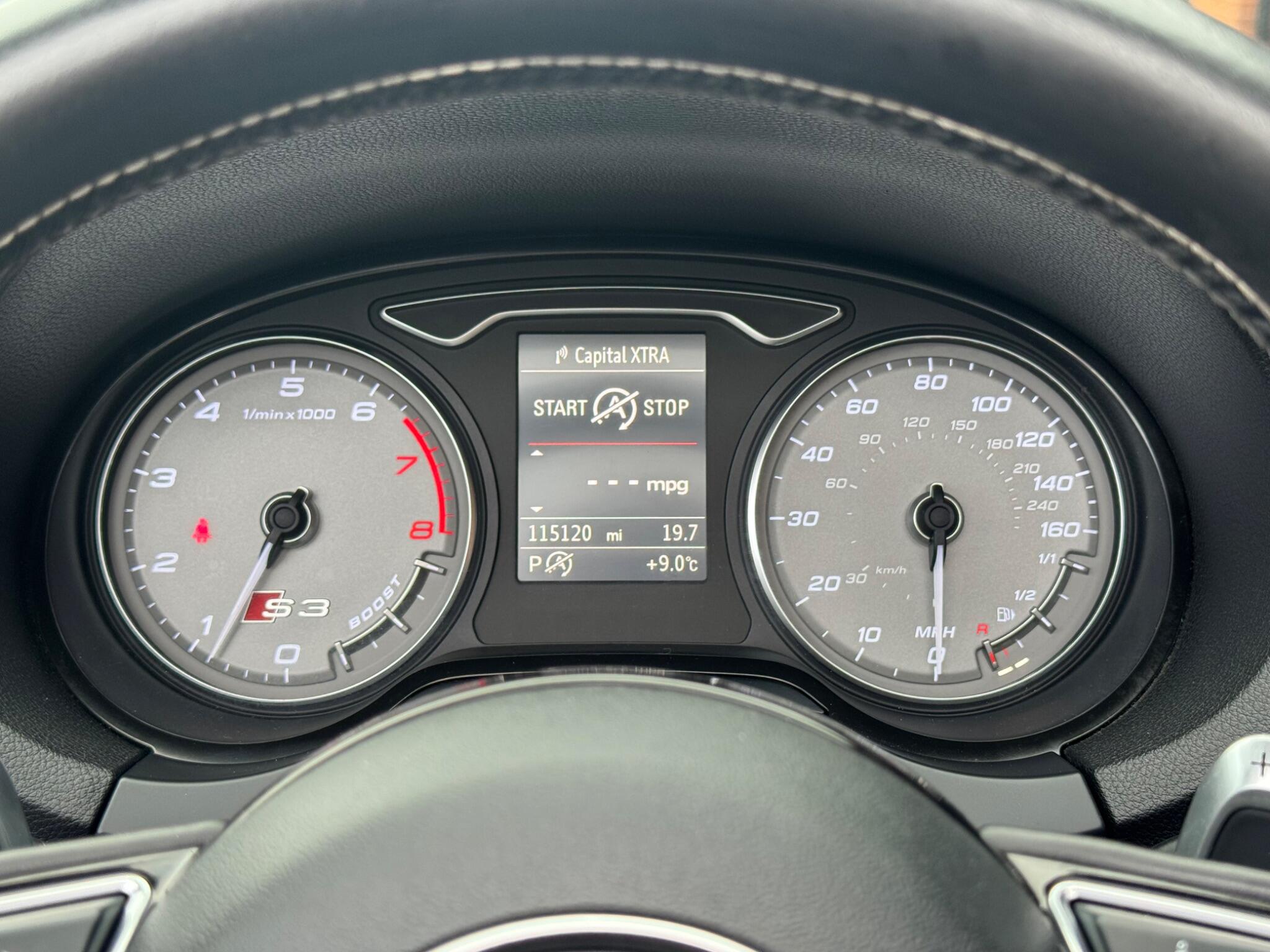 Audi Cabriolet view 17