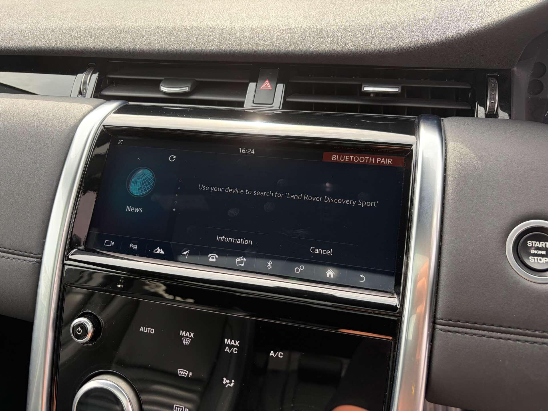 Land Rover Discovery Sport view 58