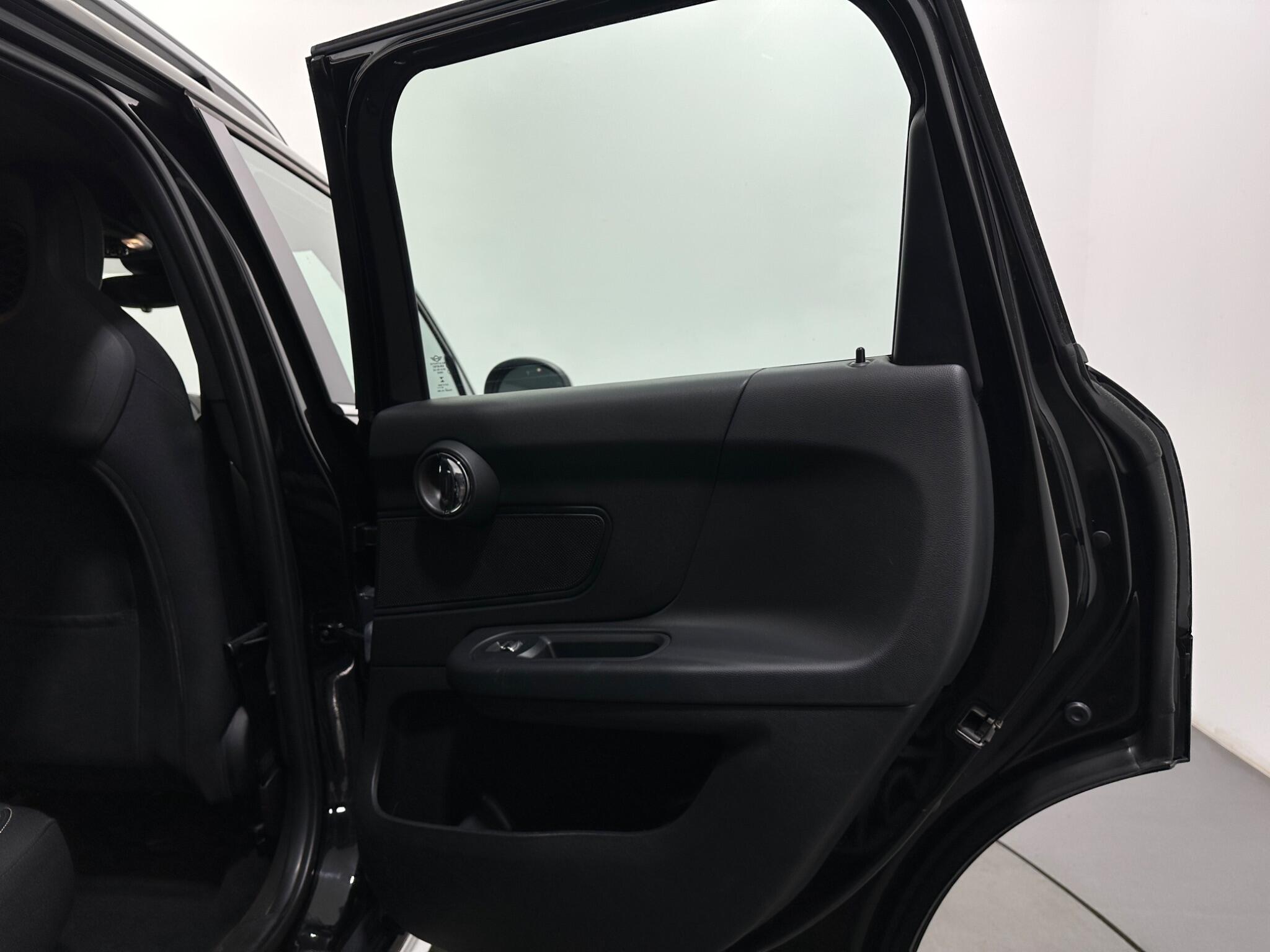 Mini Countryman view 41