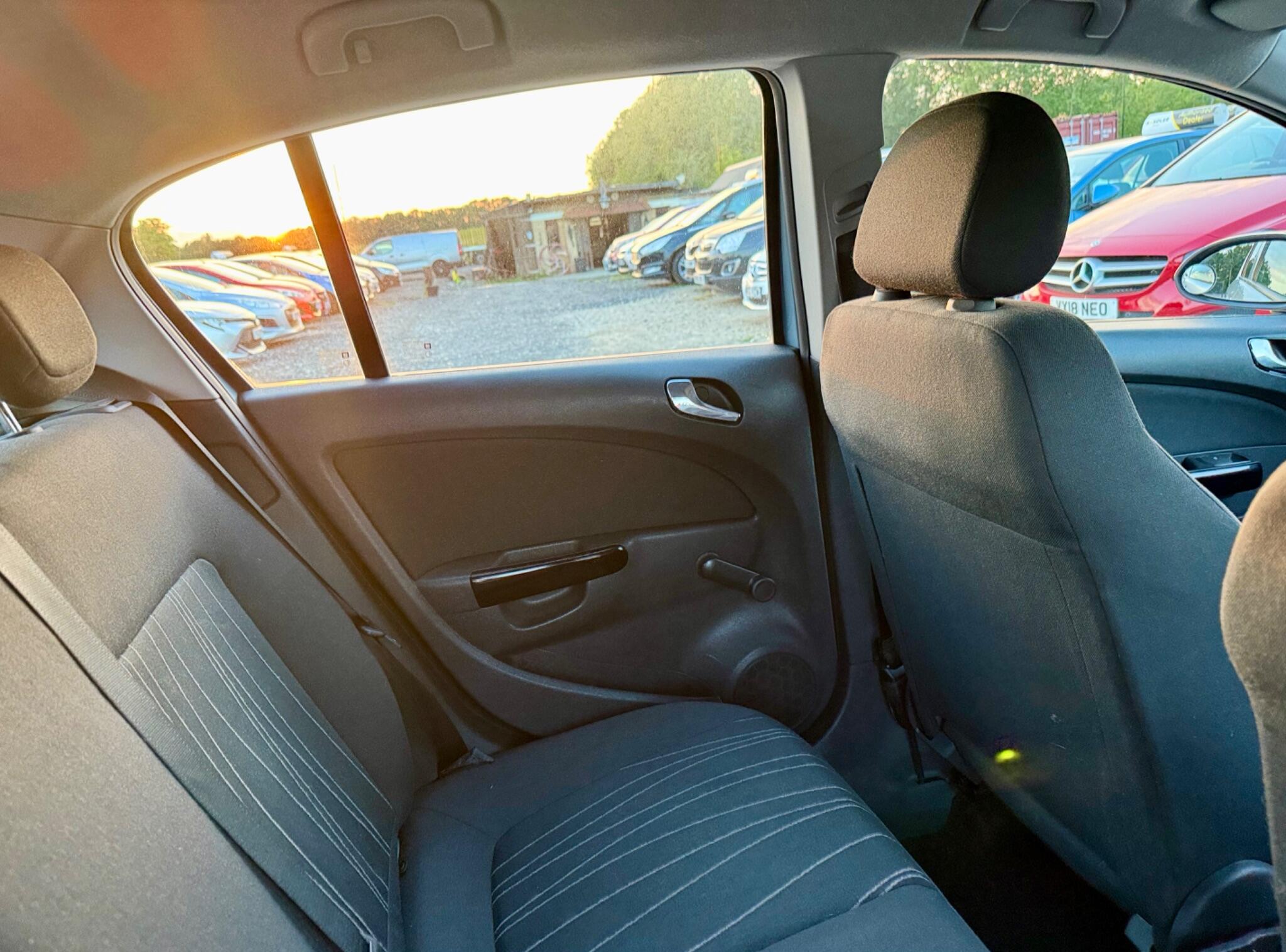 Vauxhall Corsa view 32