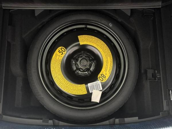 Audi A4 view 77