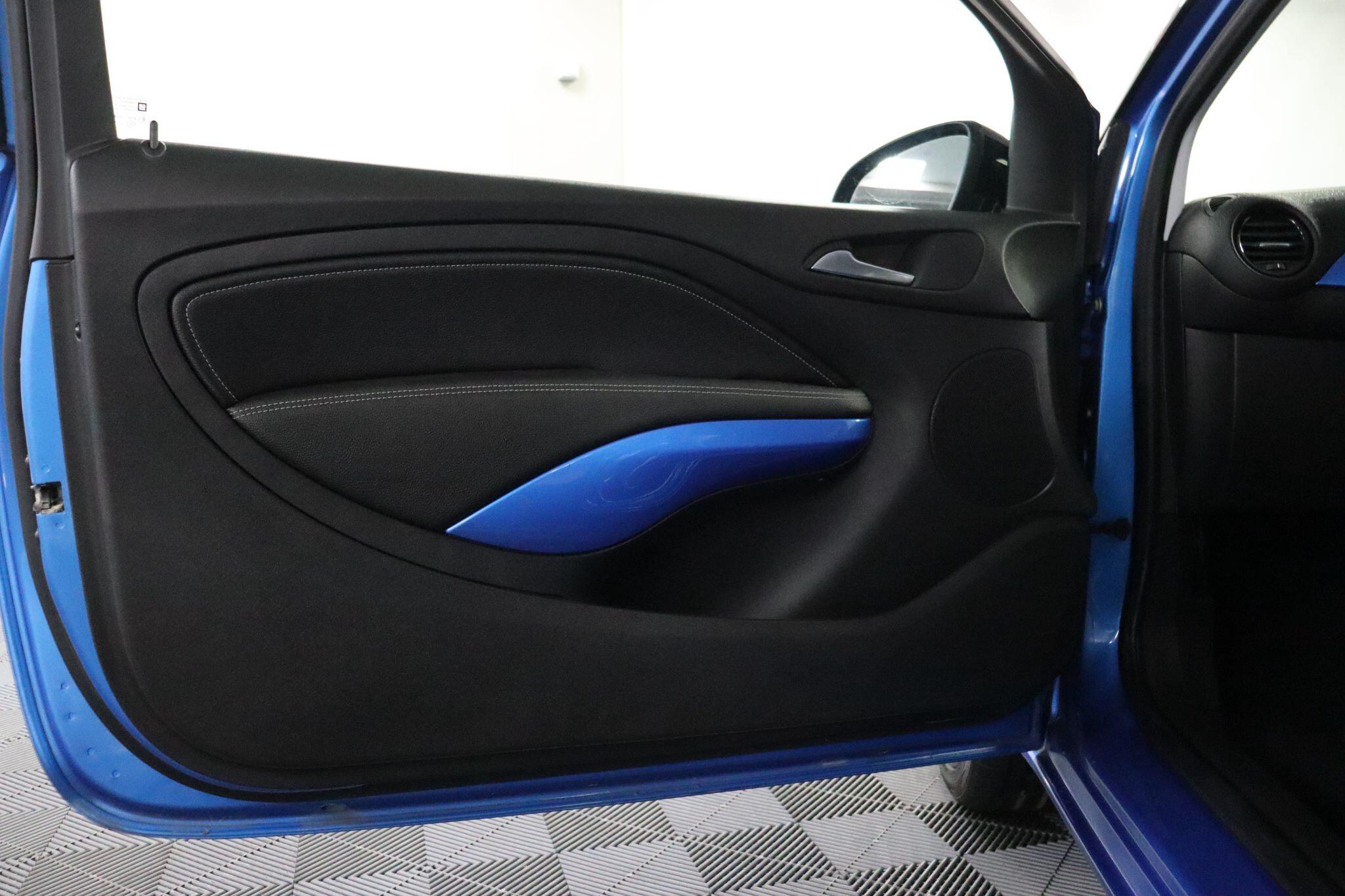 Vauxhall Adam view 41