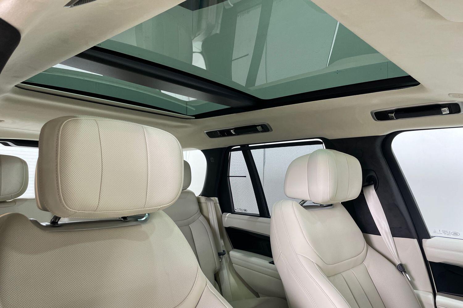 Land Rover Range Rover view 19