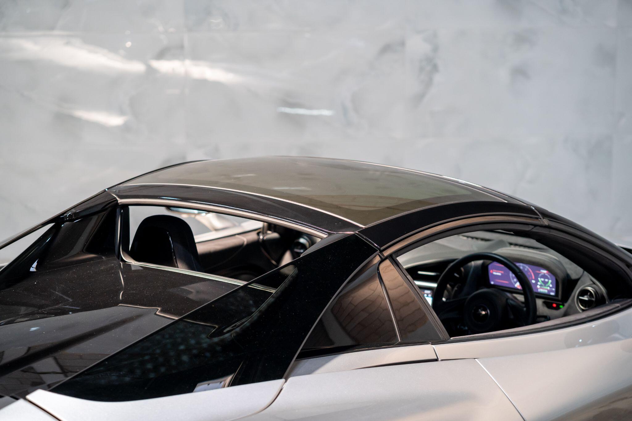 Mclaren 720s view 35