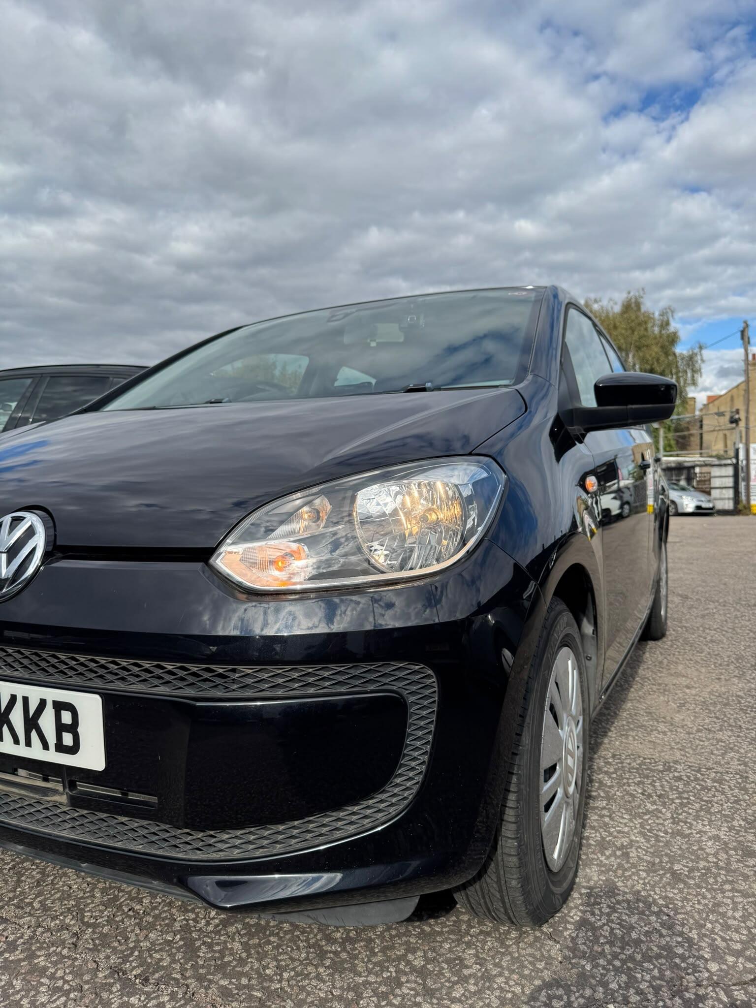 Volkswagen Up! view 15