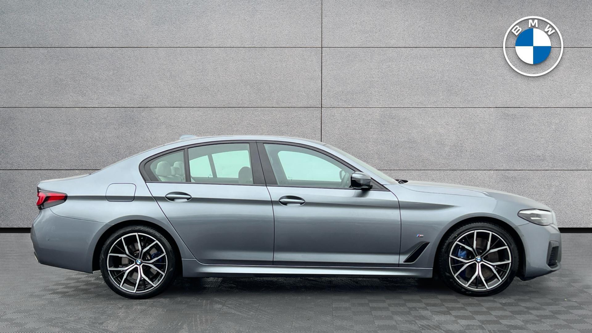 BMW 5 Series view 3