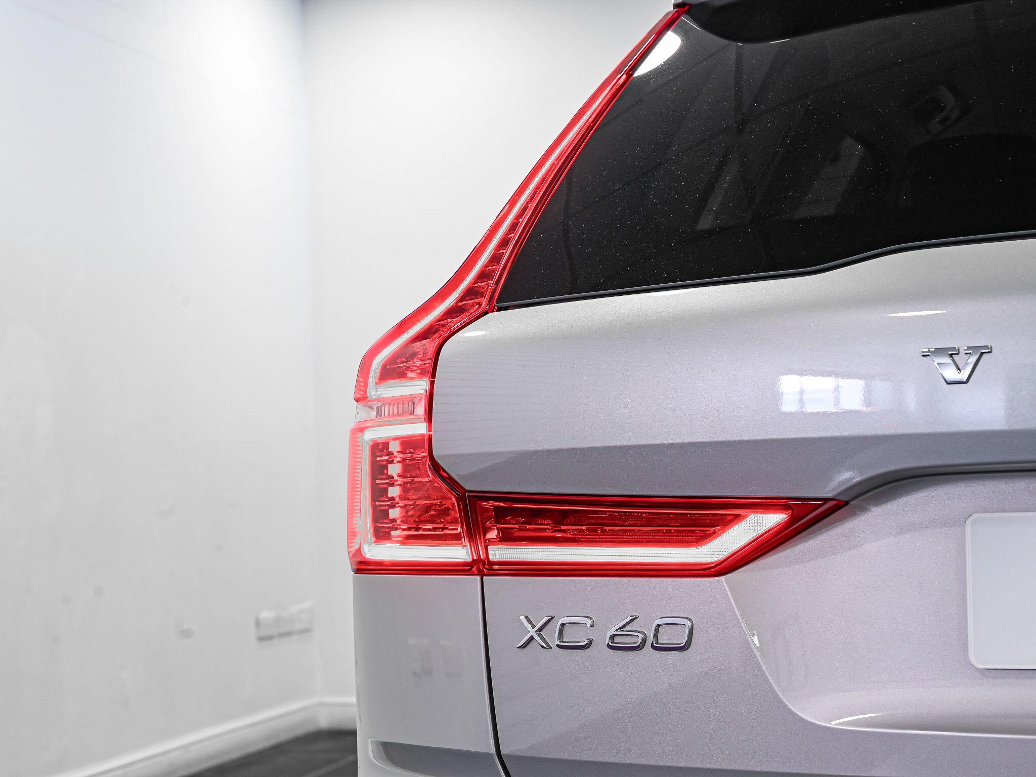 Volvo XC60 view 20