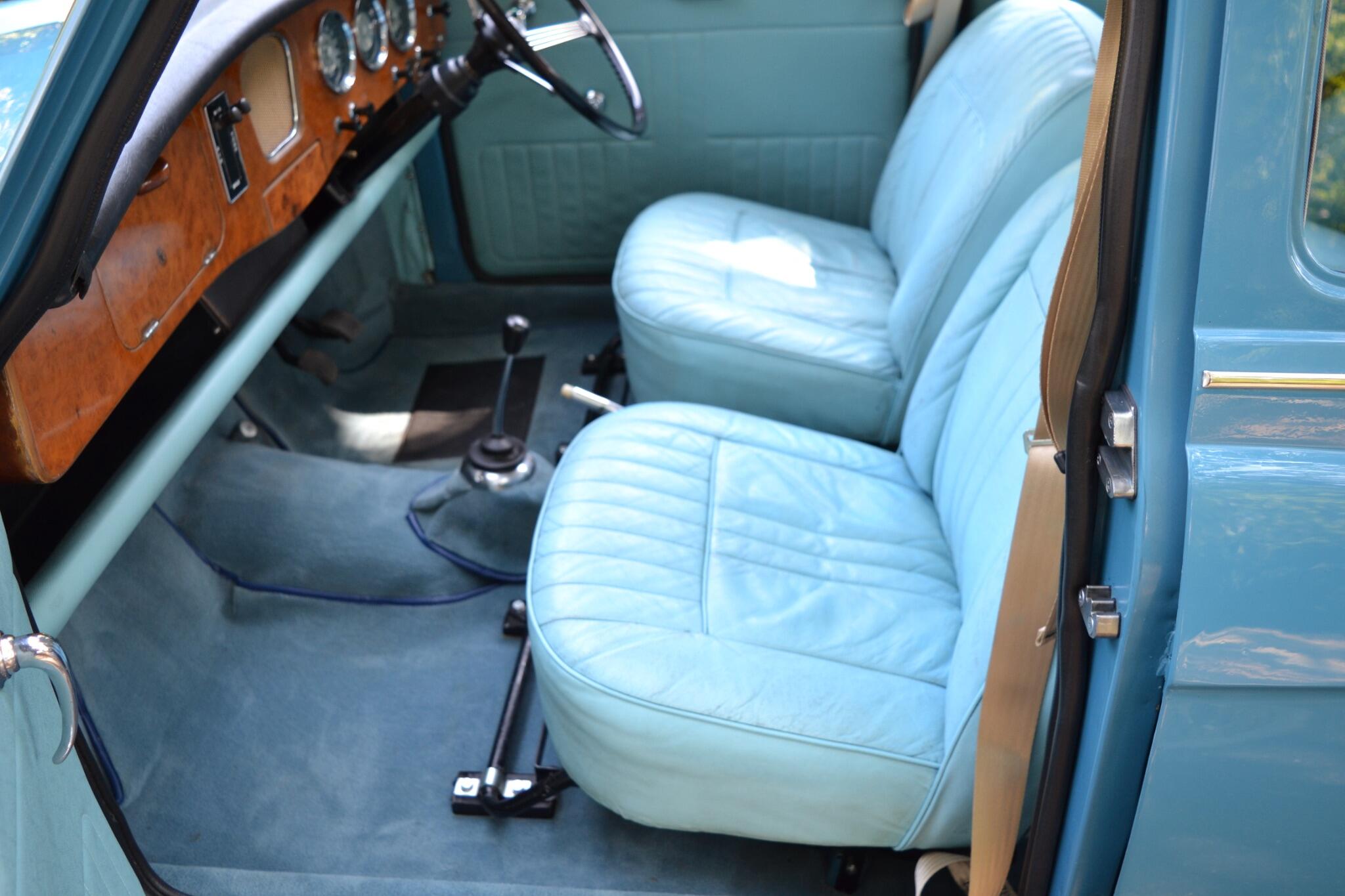 1991 Riley 1.5 view 32
