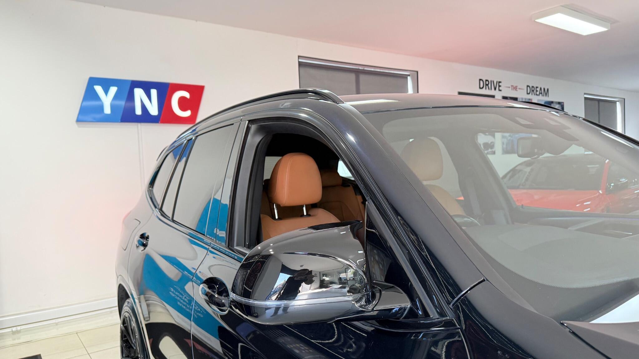 BMW X3 view 42