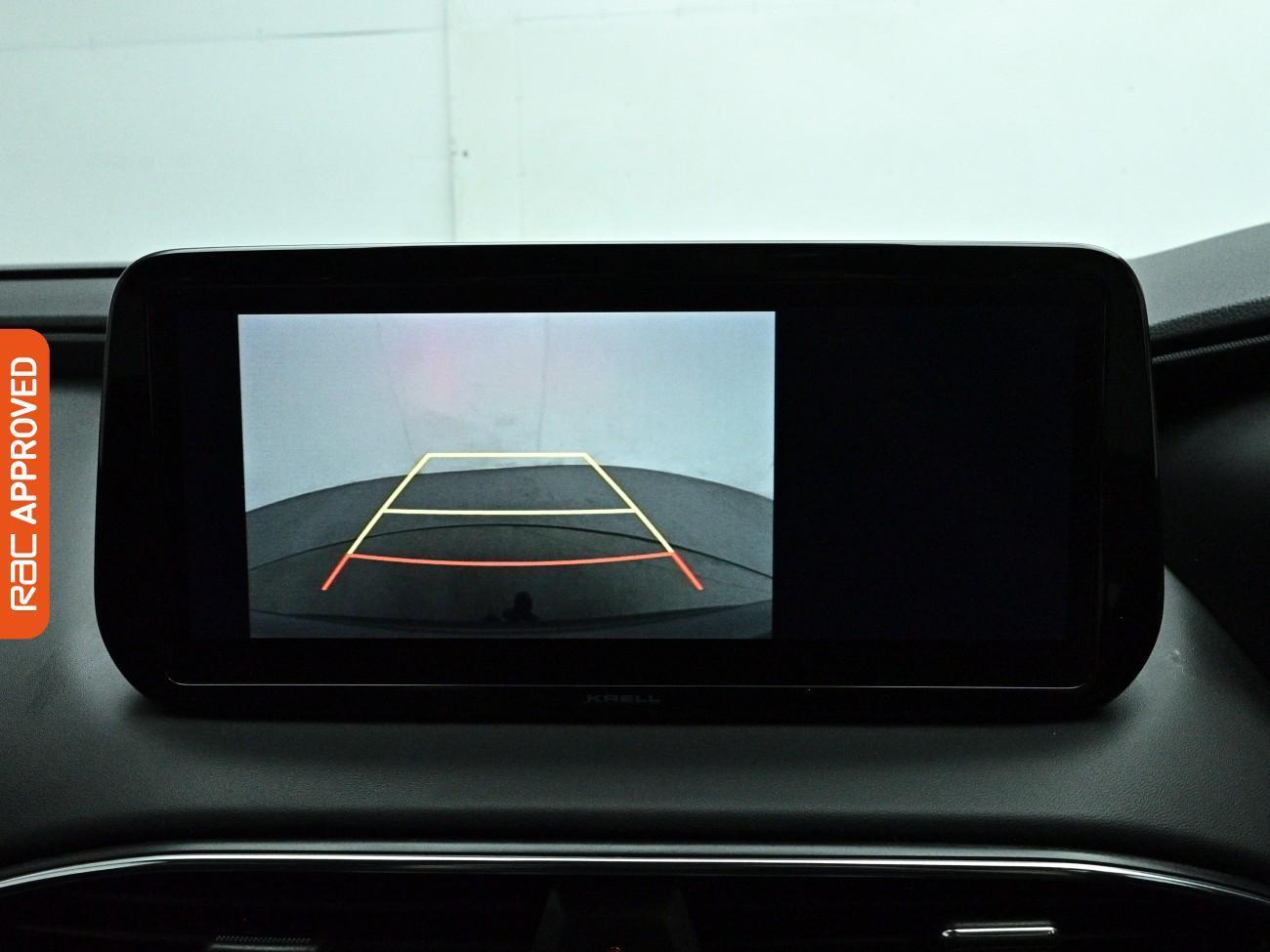 Hyundai Santa Fe view 3