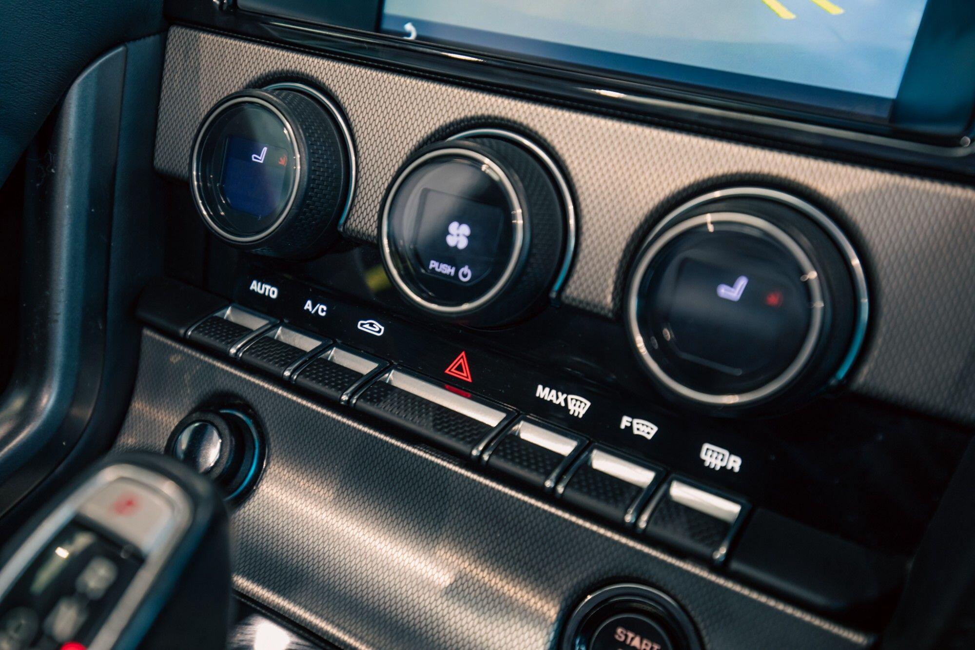 Jaguar F-Type view 18