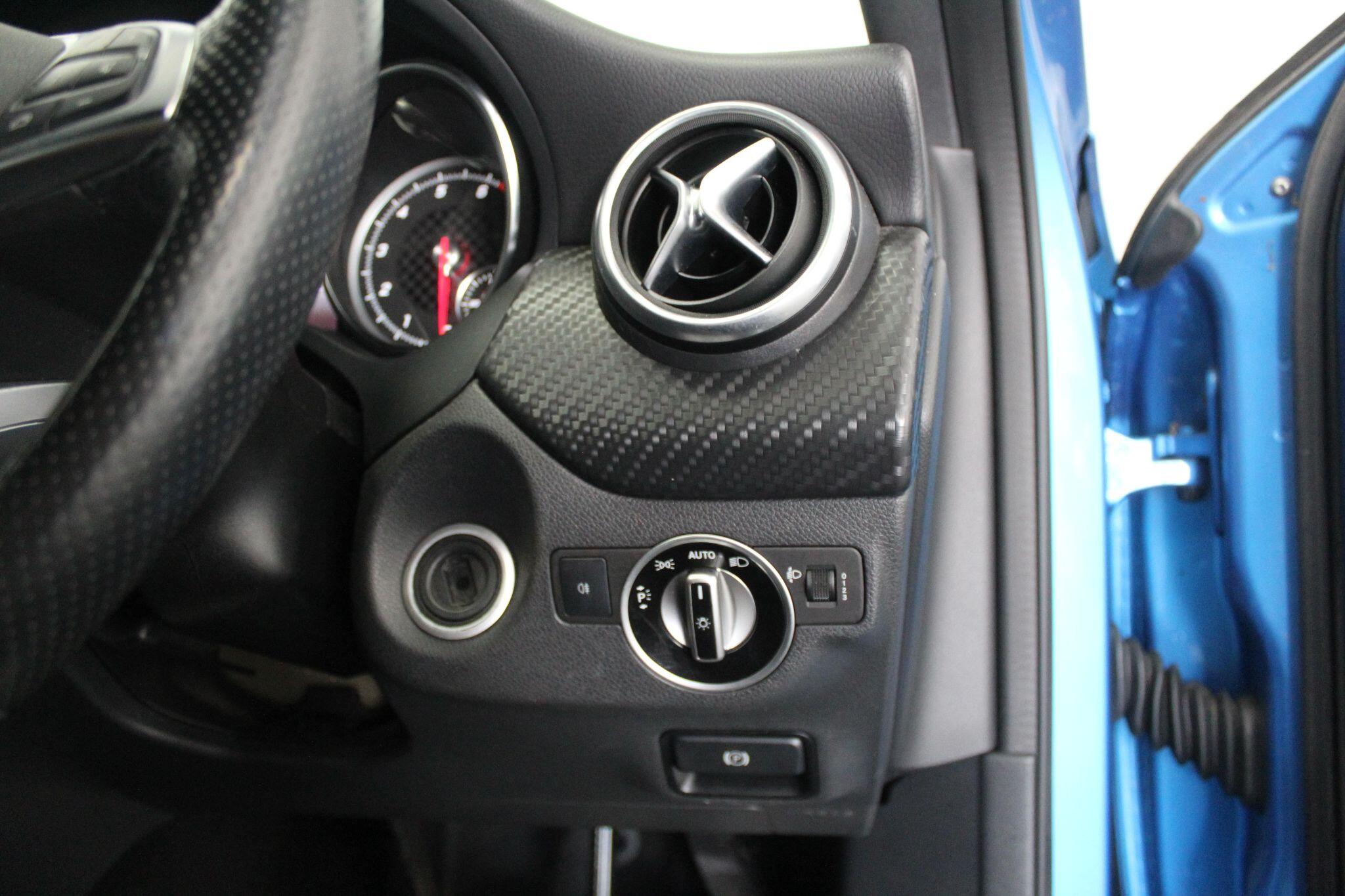 Mercedes-Benz A-Class view 46
