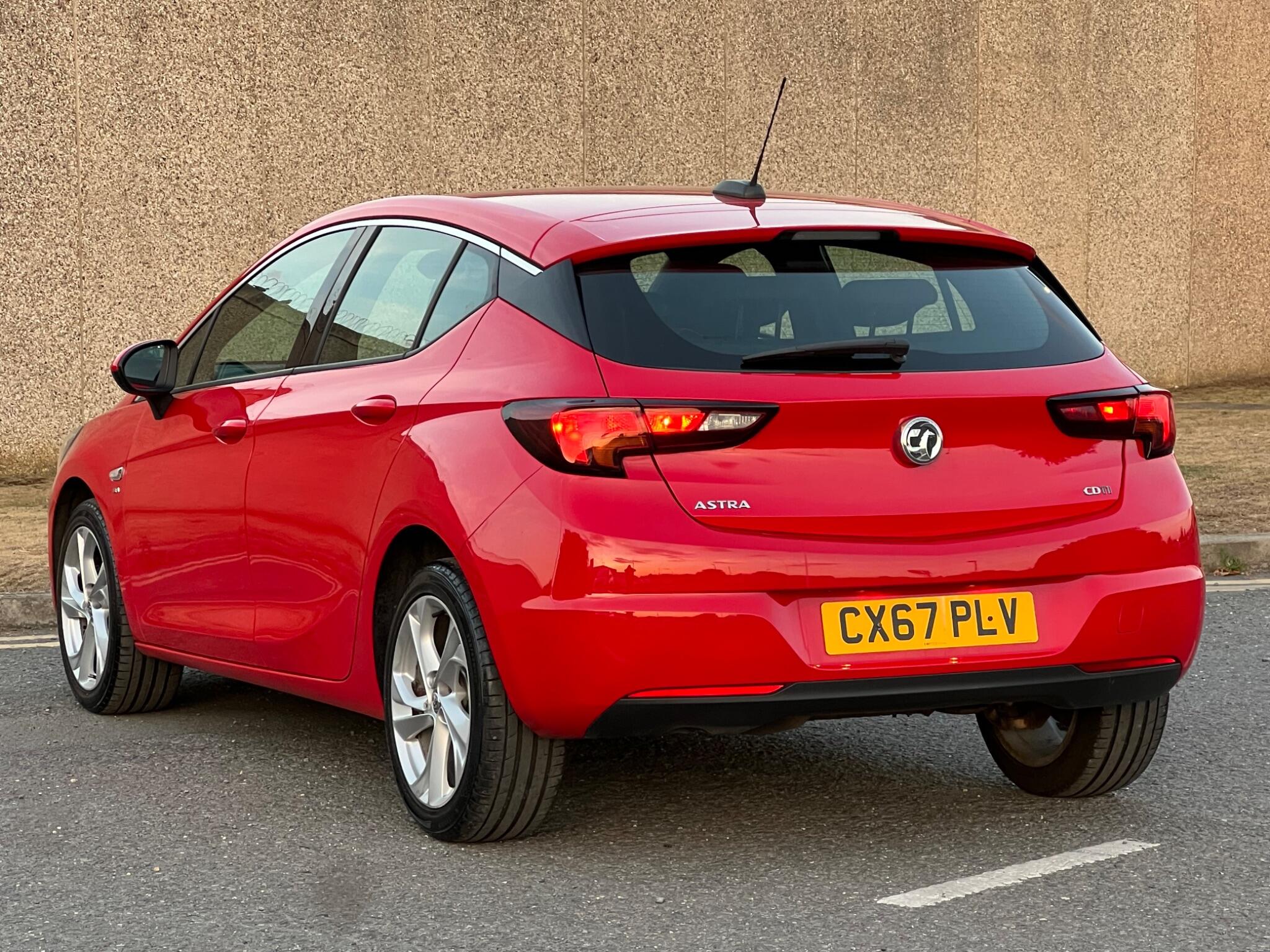 Vauxhall Astra view 8