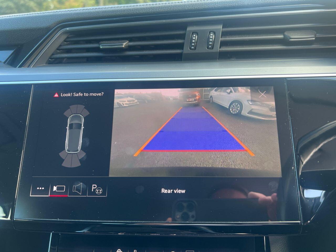 Audi Q8 E-Tron view 21