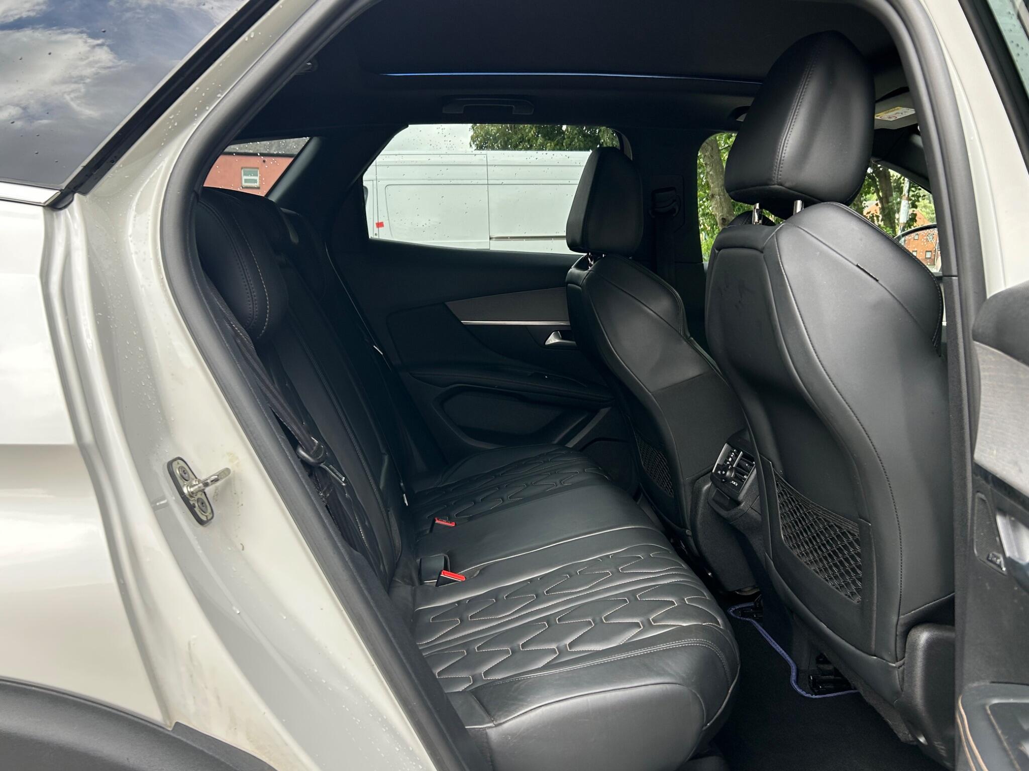 Peugeot 3008 view 27