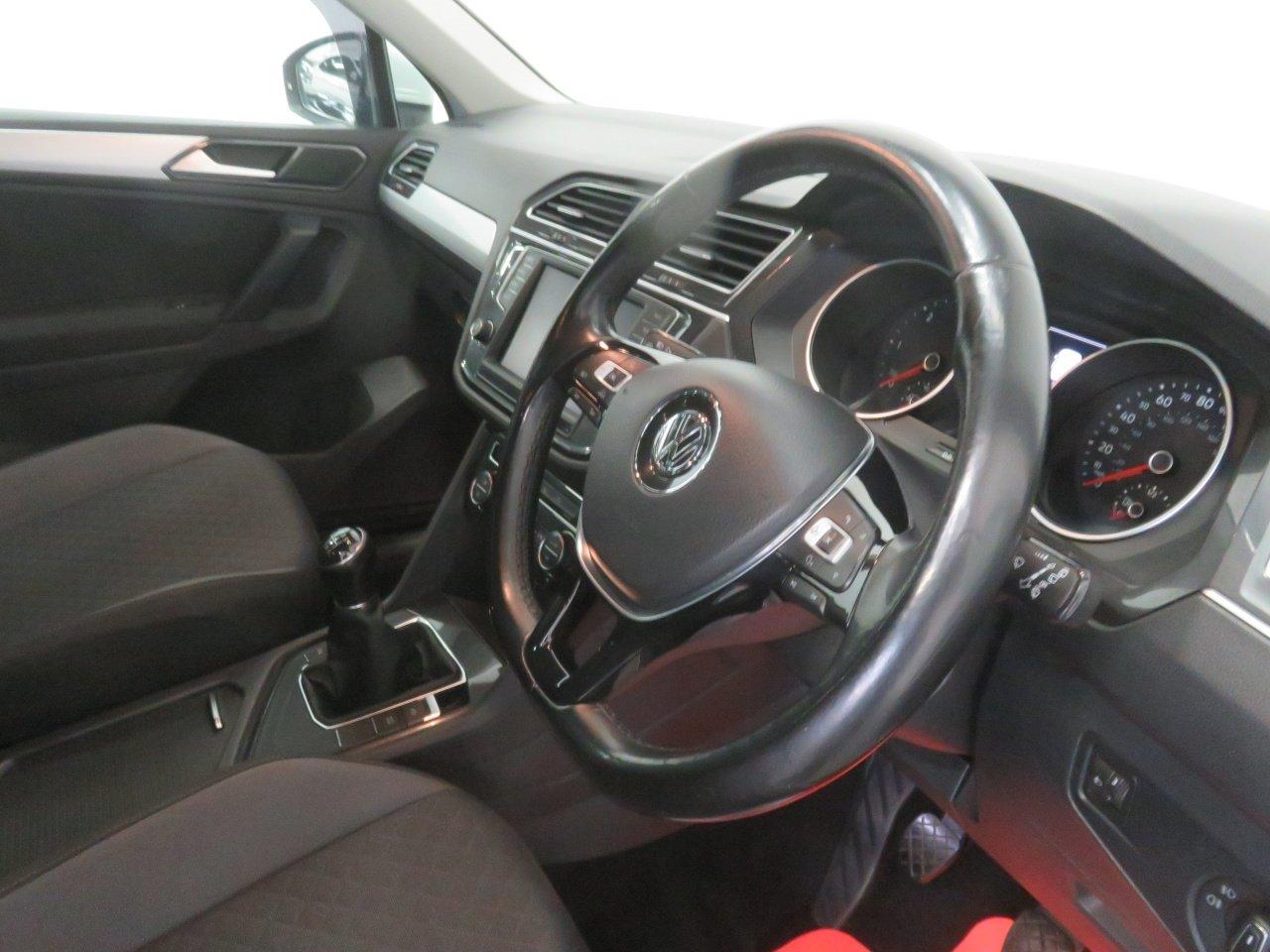Volkswagen Tiguan view 41