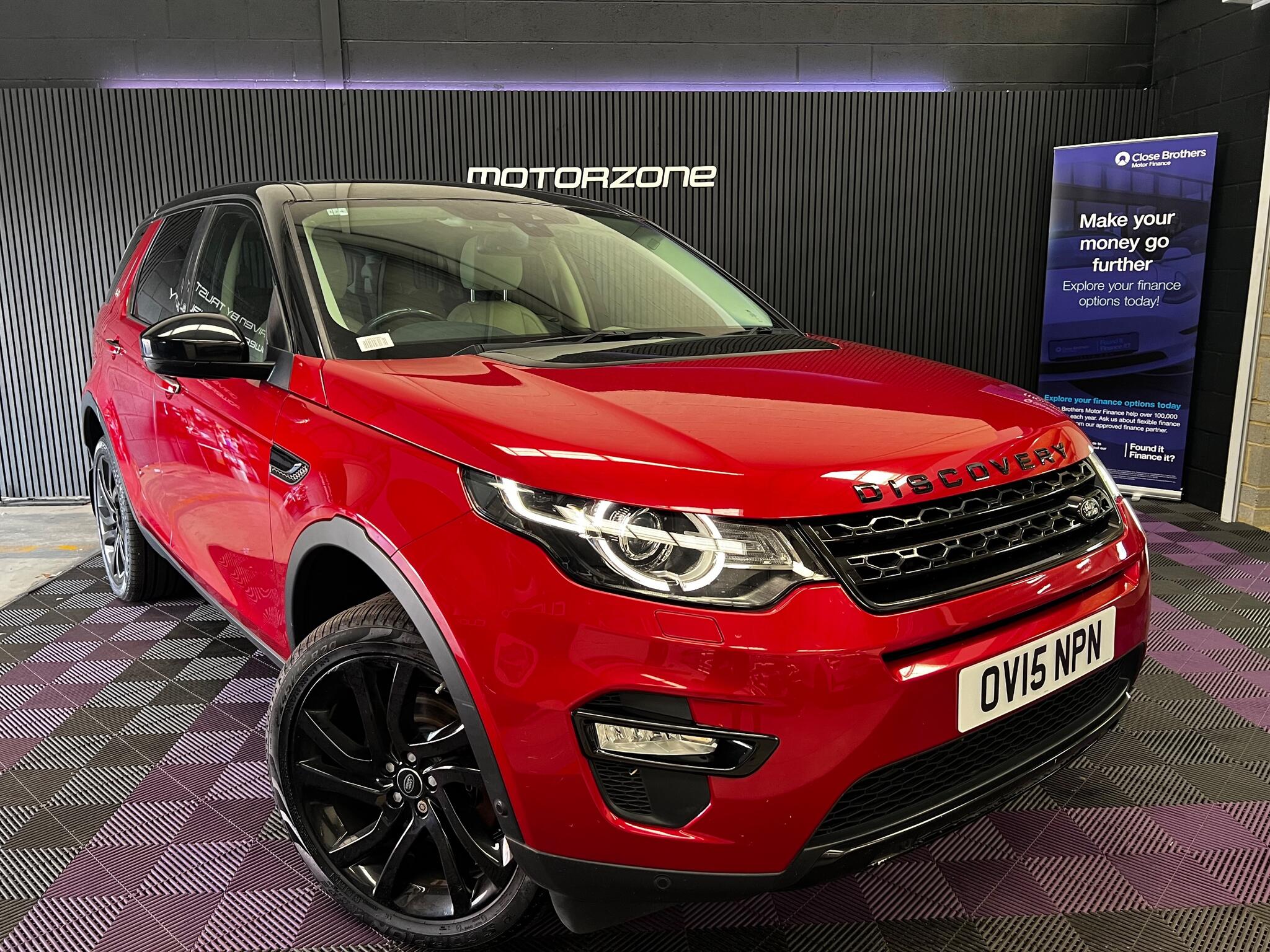 2015 Land Rover Discovery Sport in Red for sale