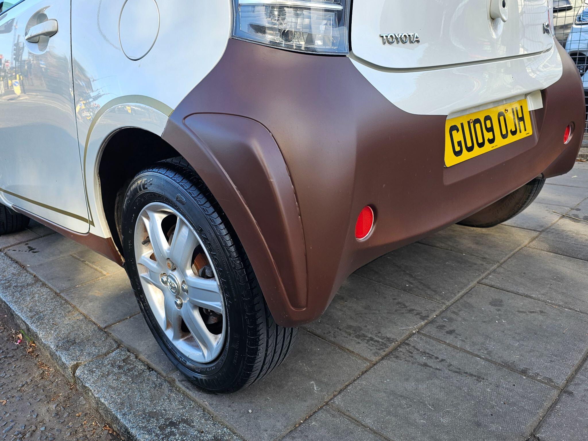 Toyota Iq view 10