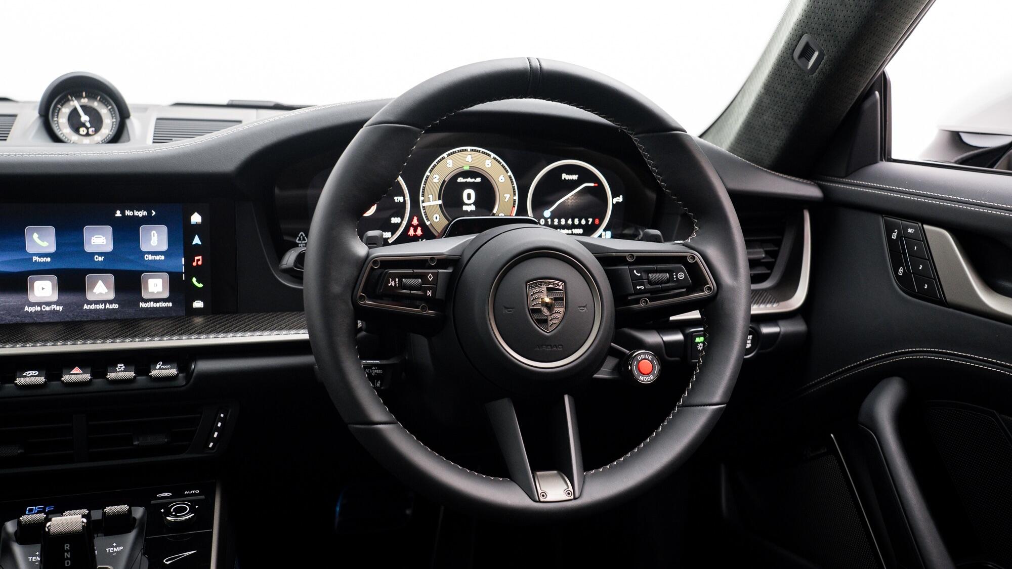 Porsche 911 view 42