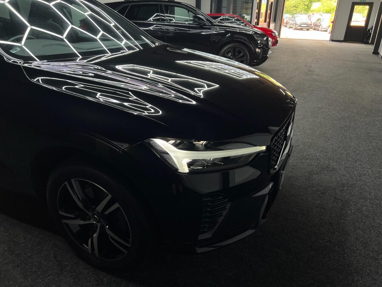 Volvo XC60 view 19
