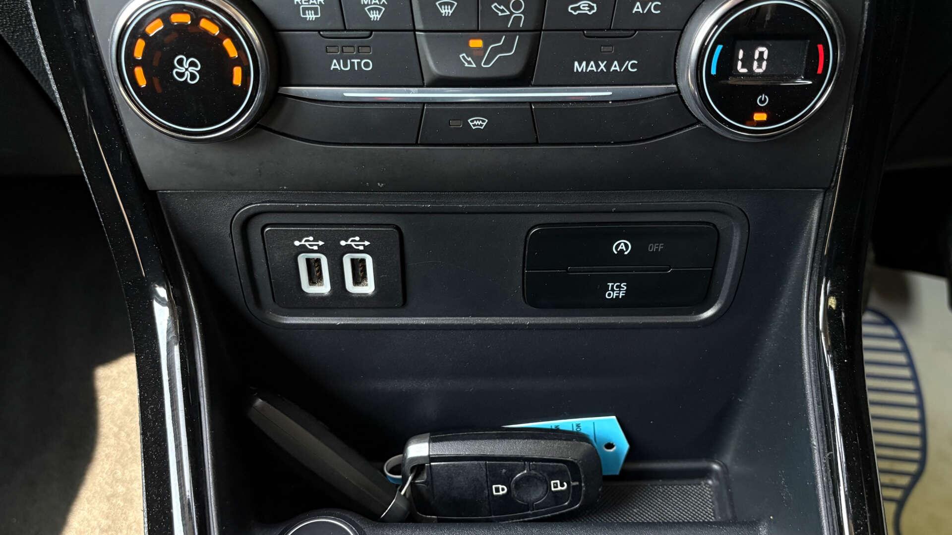 Ford Ecosport view 32