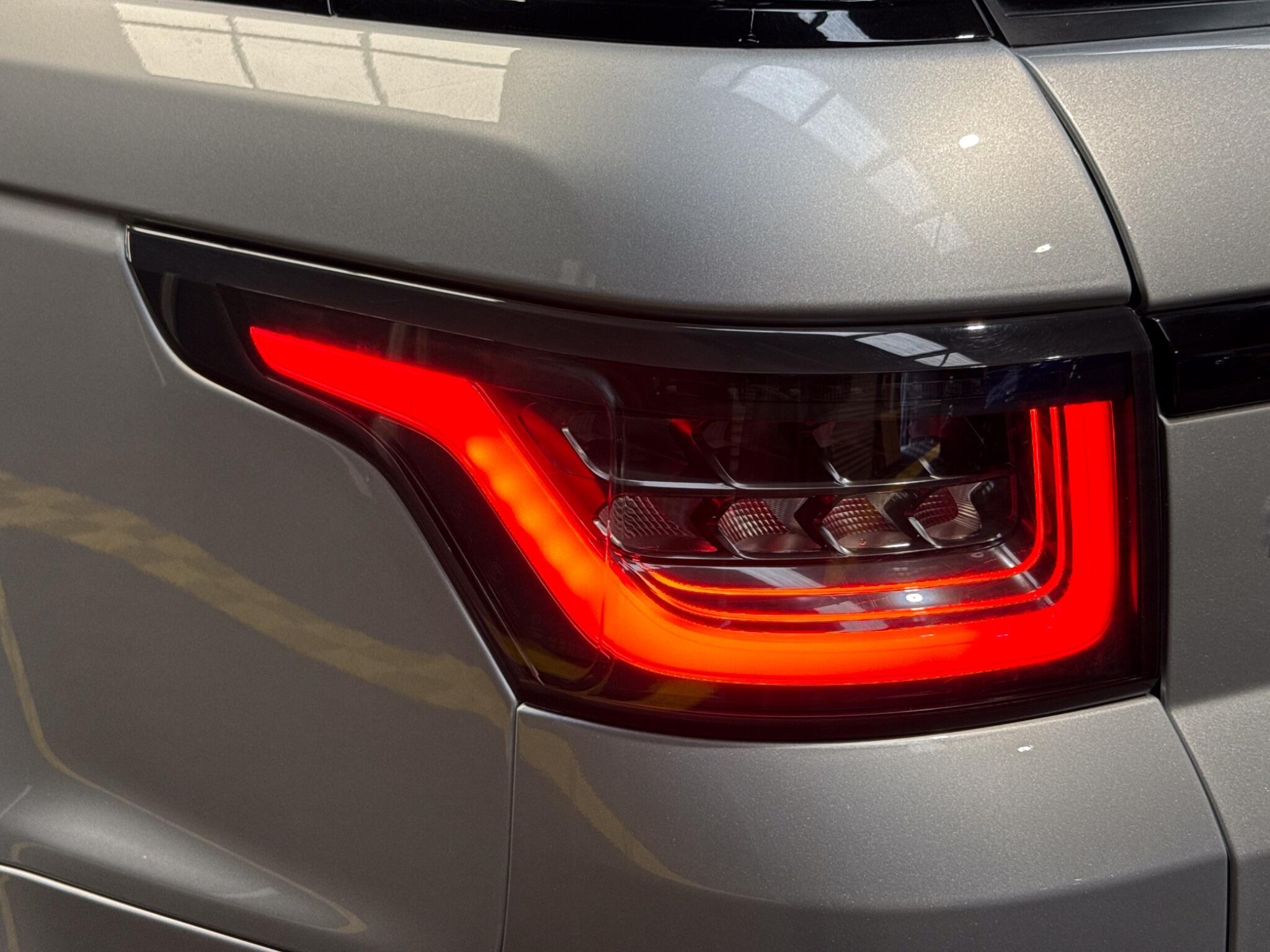 Land Rover Range Rover Sport view 17