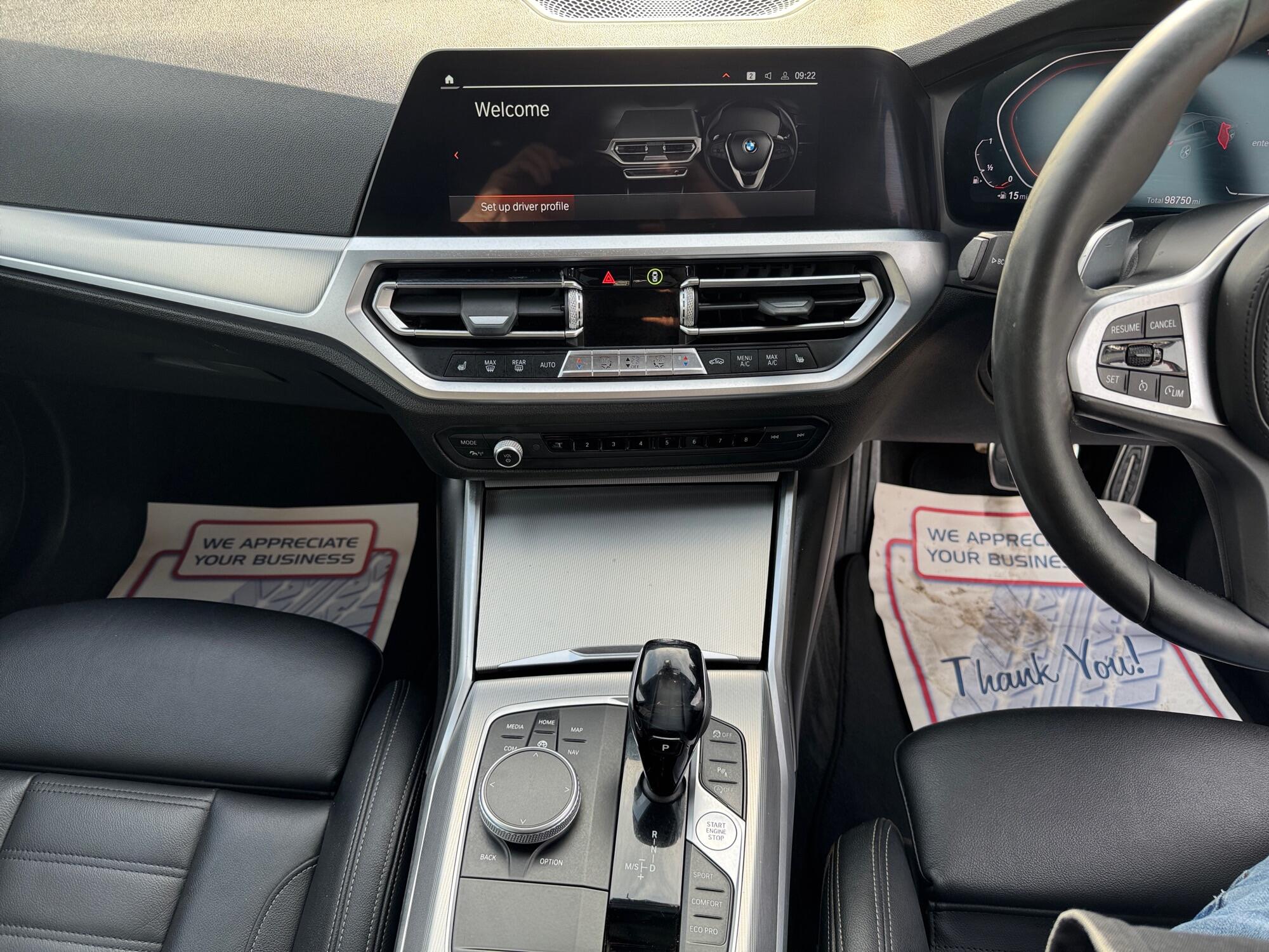 BMW 3 Series view 12
