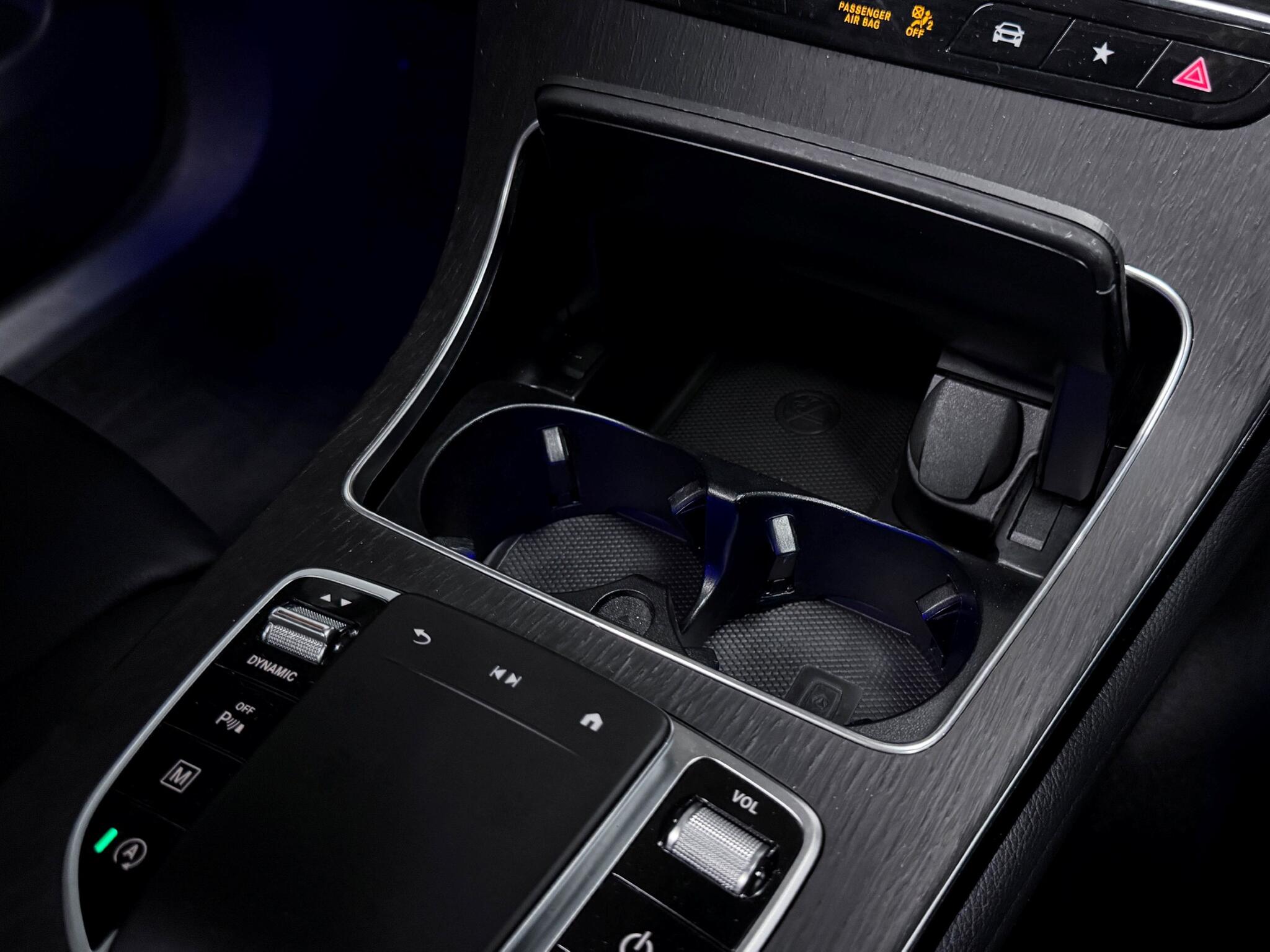 Mercedes-Benz GLC view 33