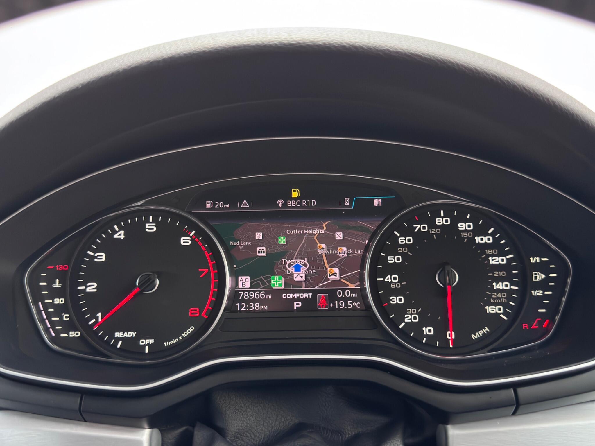 Audi A4 view 21