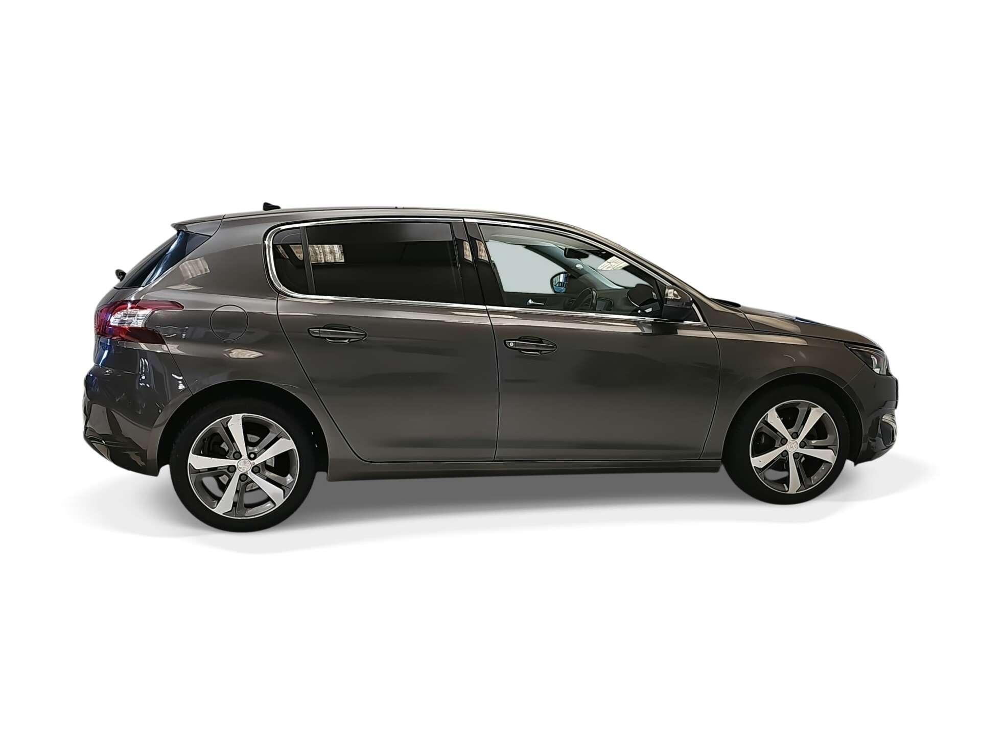 Peugeot 308 view 3