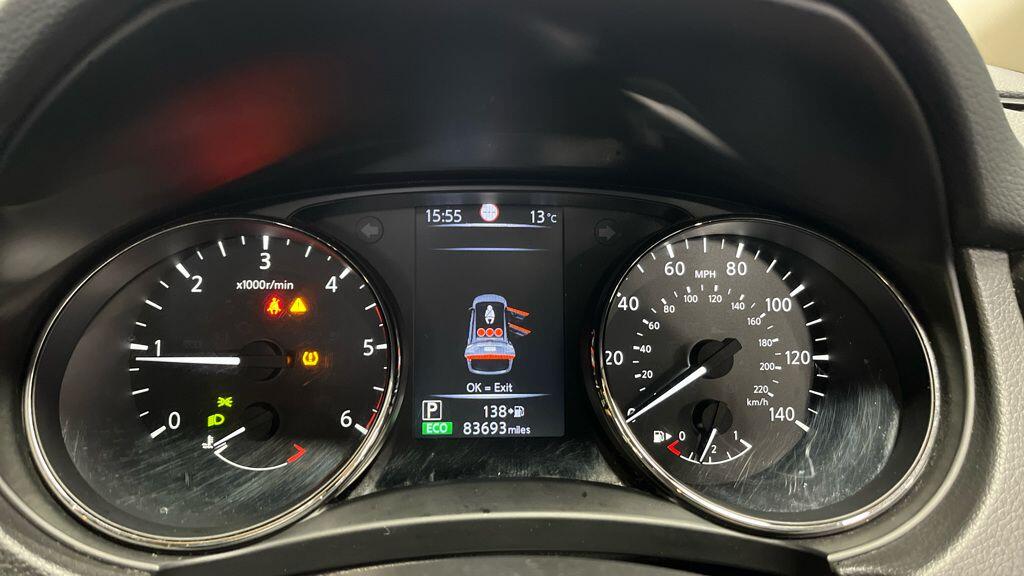 Nissan X-Trail view 5