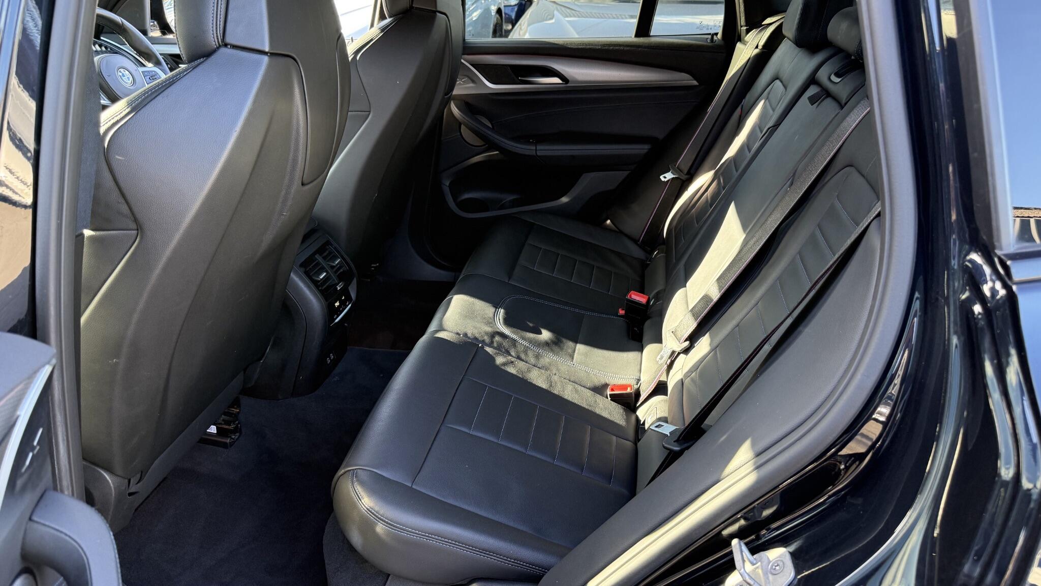 BMW X3 view 39