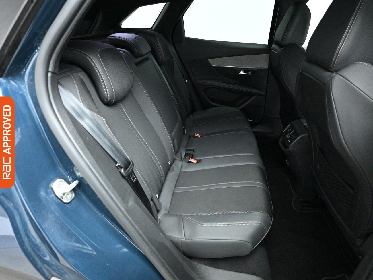 Peugeot 3008 view 12