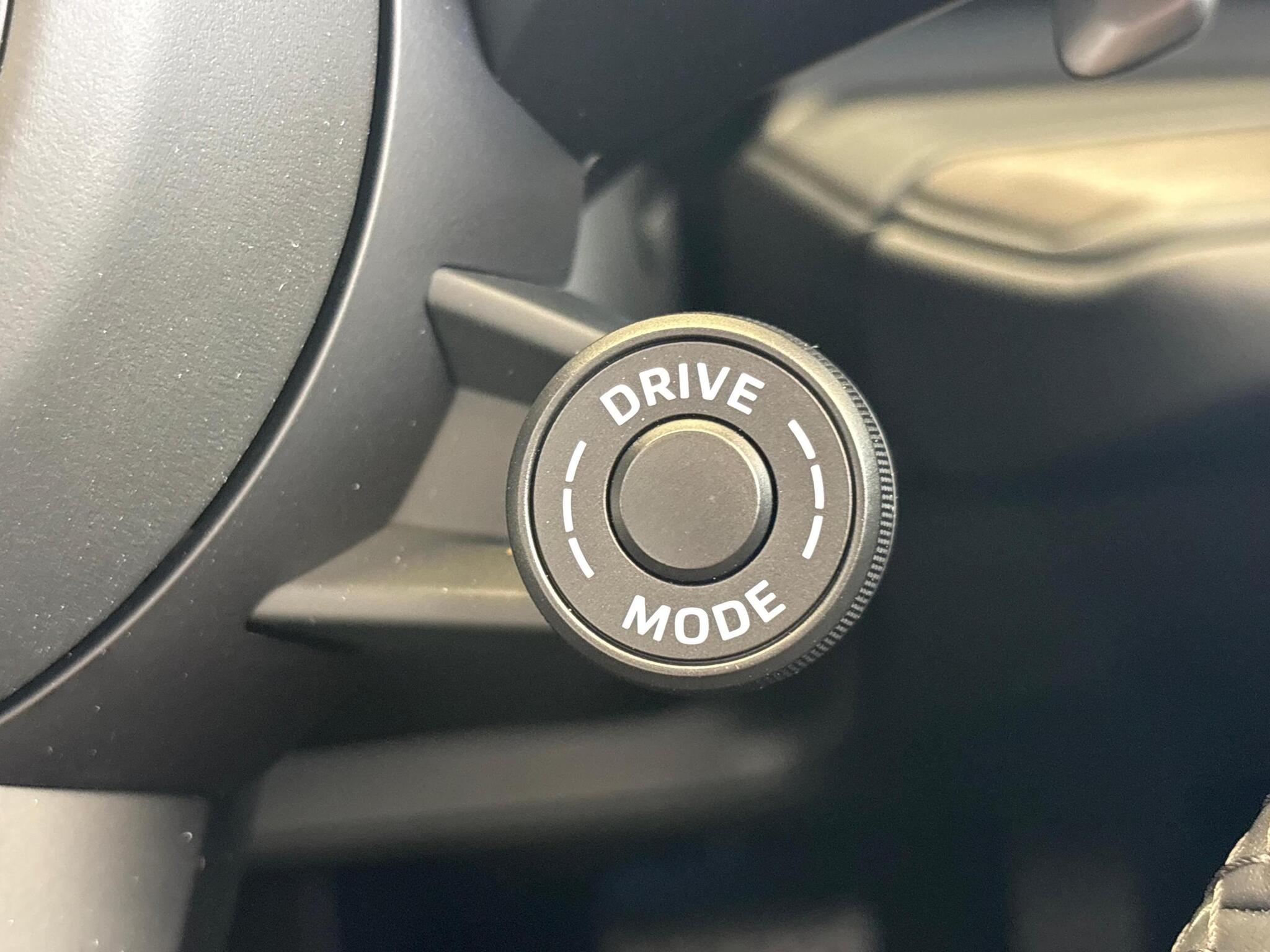 Porsche Cayenne view 39