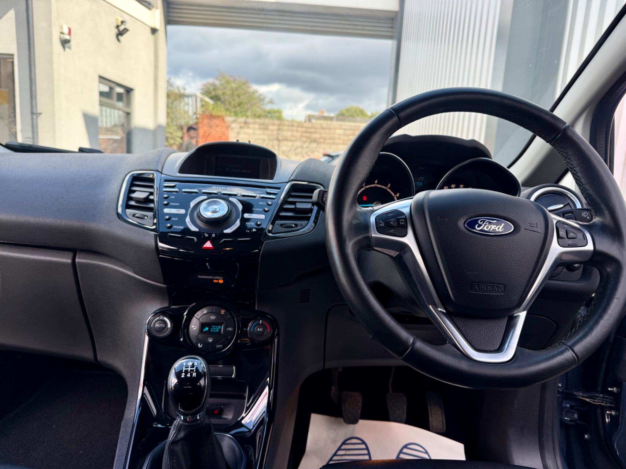 Ford Fiesta view 11