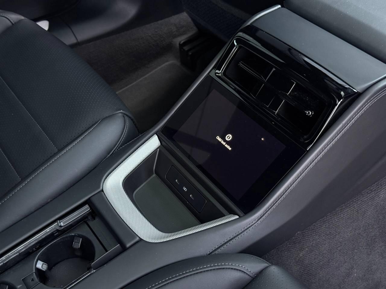 Porsche Panamera view 23