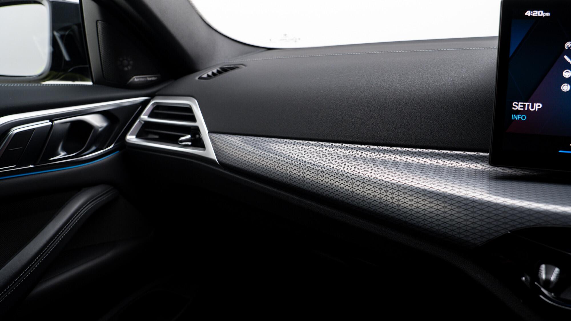 BMW M4 view 39